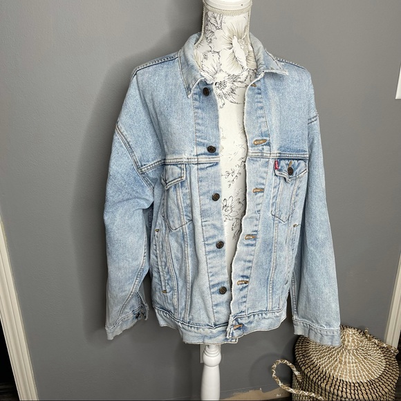 Levi's Other - VINTAGE Levis Denim Jean Button Trucker Jacket Light Wash Distressed MENS LARGE